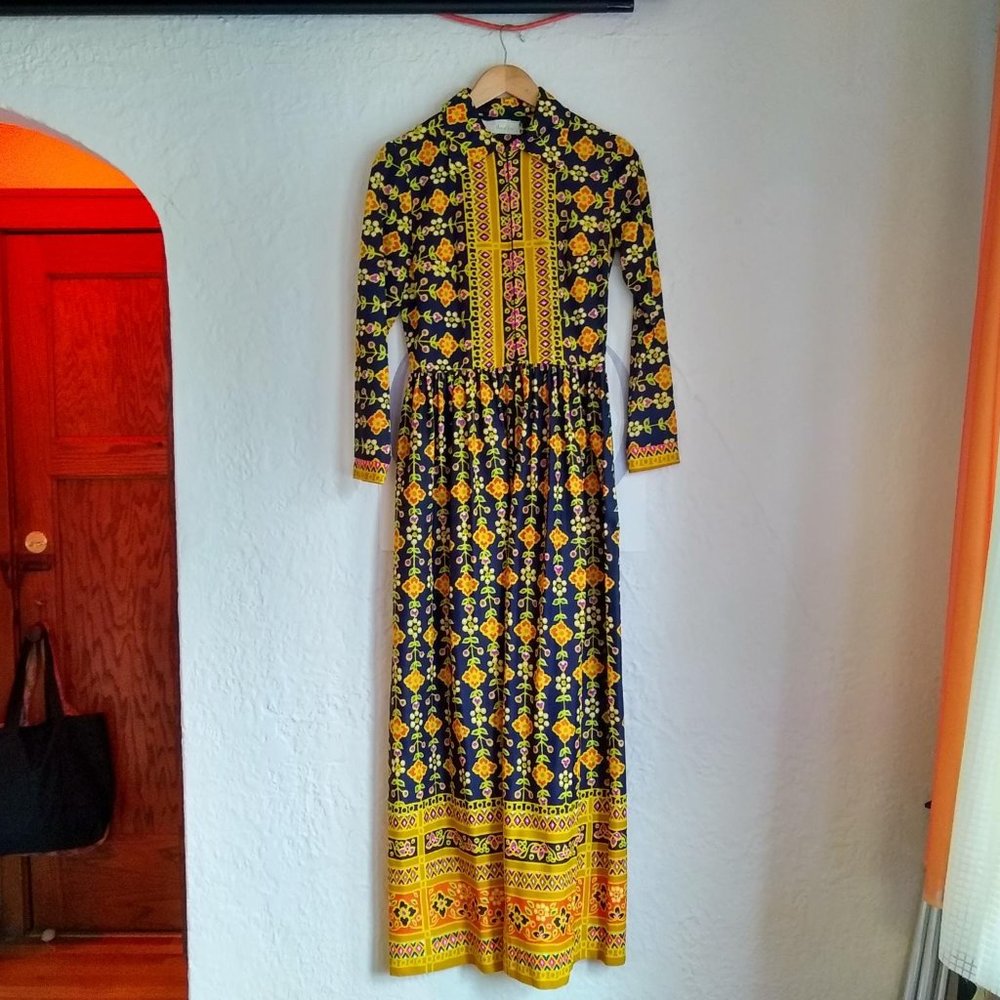 Nancy Greer New York Vintage Floral Print Maxi Dress